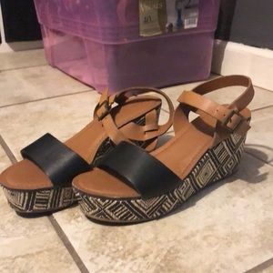 Wedge sandals. Brand: G.H.Bass&Co.